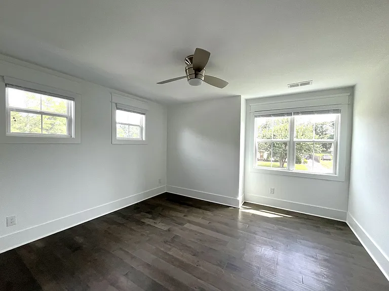 4140 Azalea Ct — Photo 16