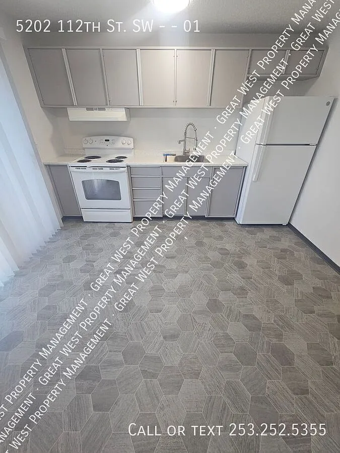 First Month Free w/ 12-month lease!! Lovely Remodeled 2 Bed Apartment in Lakewood WA $1,600/Mo. — Photo 4