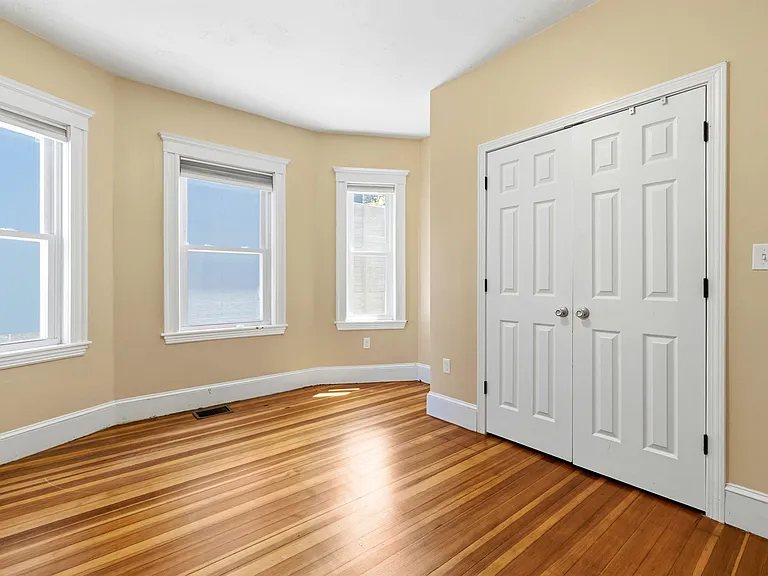 47 Metropolitan Ave #1 — Photo 12