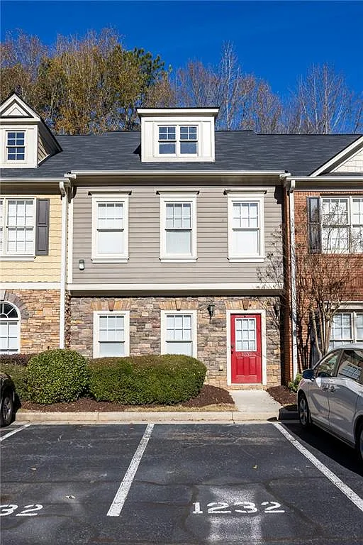 2 bed, 2.5 bath, 1435 sqft, $2,100 — Photo 1