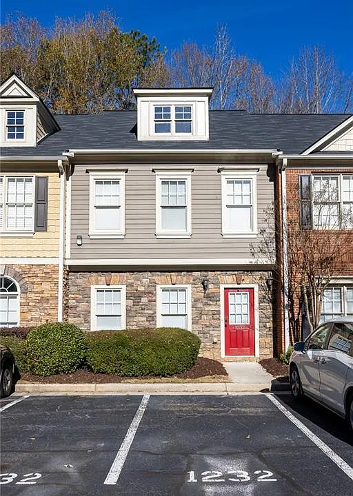 1232 Harris Commons Pl #1232