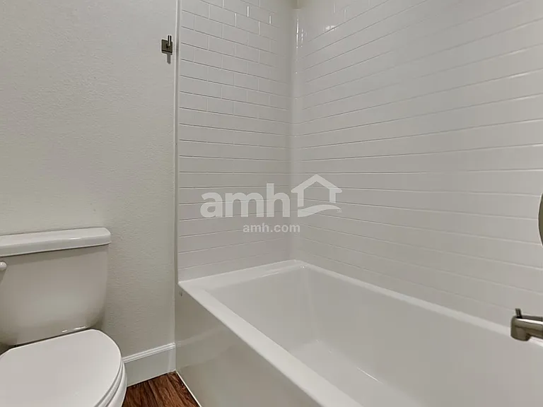 1609 Viaggio Ave — Photo 16