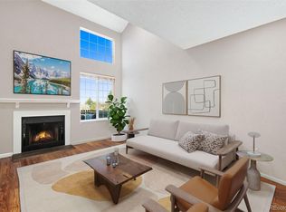913 Summer Dr, Highlands Ranch, CO 80126