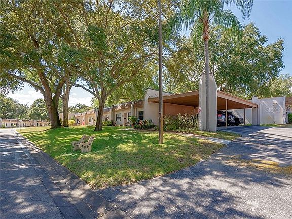 4th image of 1198 Mission Cir