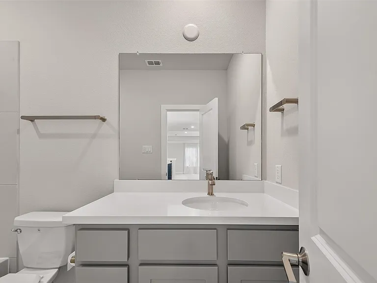 4906 Tanyard Manor Dr — Photo 26