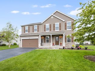 339 Coneflower Dr, Minooka, IL 60447