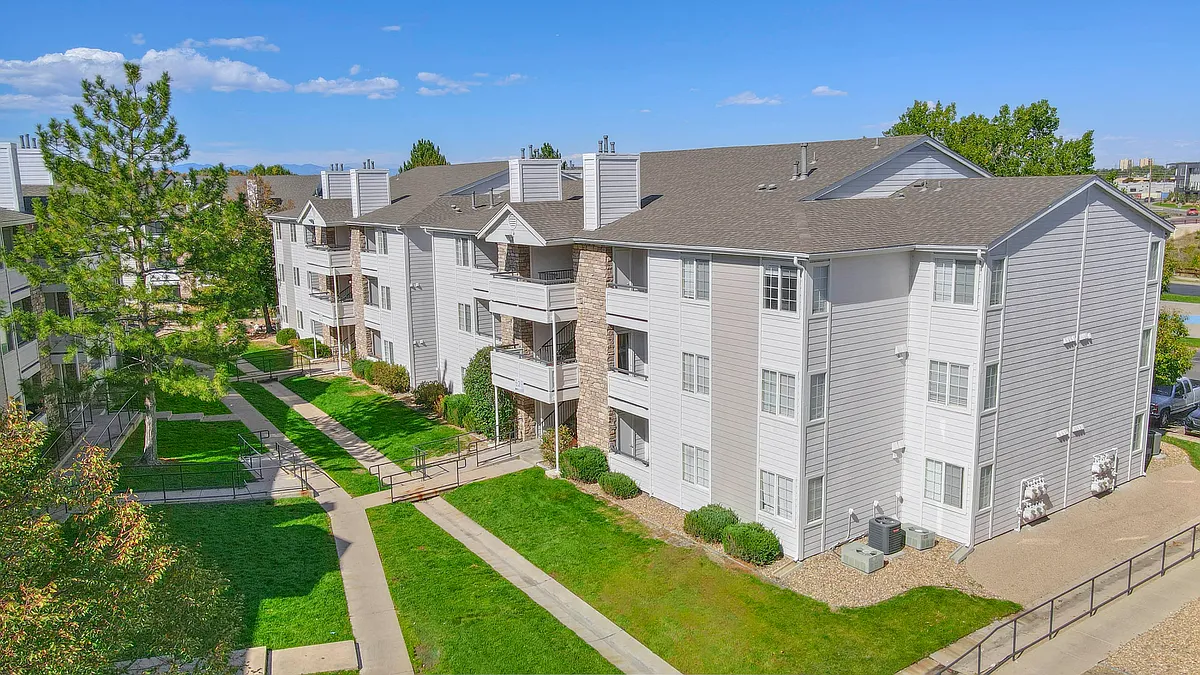 Building Photo - Ascent Apartments