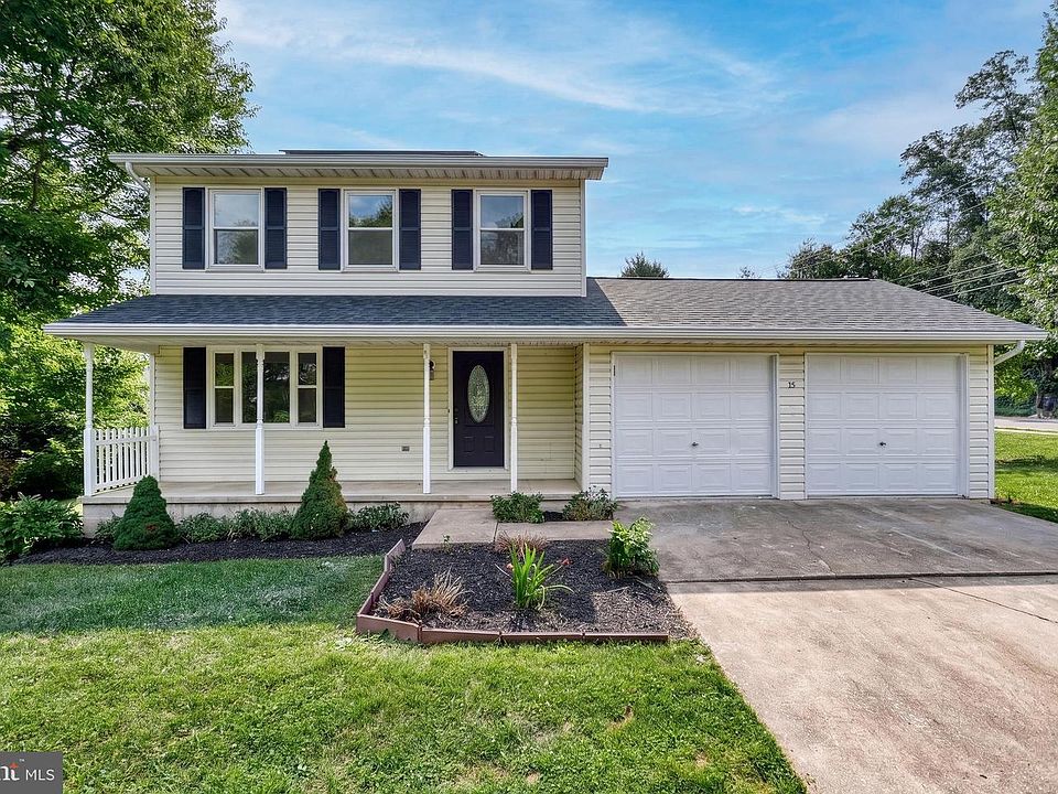 1st image of 15 Hazel Dr