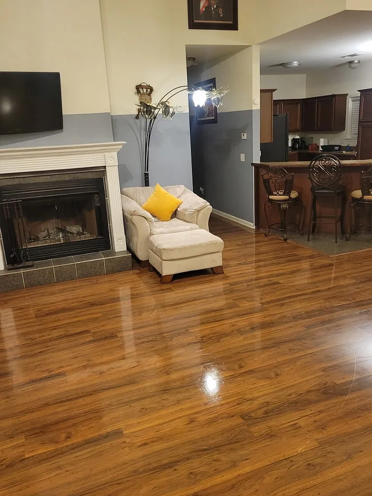 4 bed, 2090 sqft, $2,250 — Photo 3