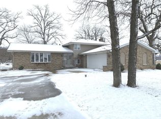 2027 N Robin Dr, Bonfield, IL 60913