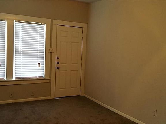 2nd image of 402 Hutcheson St #3