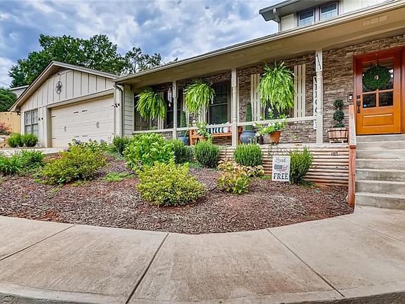 2nd image of 4111 Devonshire Dr