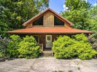 4140 Milky Way Rd, Jamestown, TN 38556