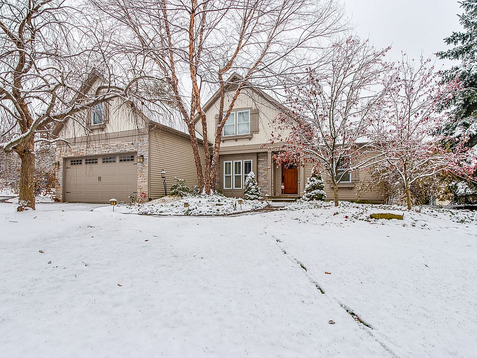 1st image of 1596 Falconcrest Dr NE