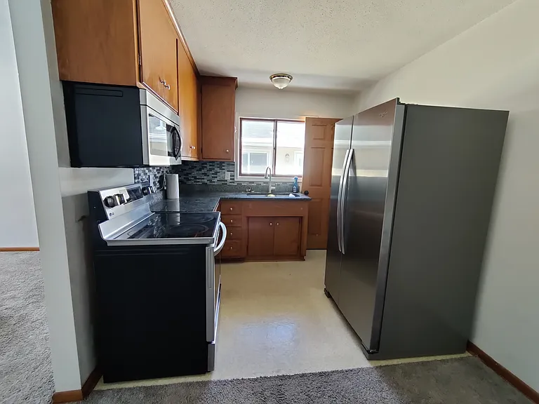 5729 Xerxes Ave S — Photo 1