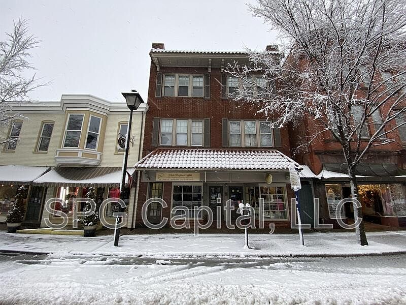 1st image of 51 Chambersburg St #3