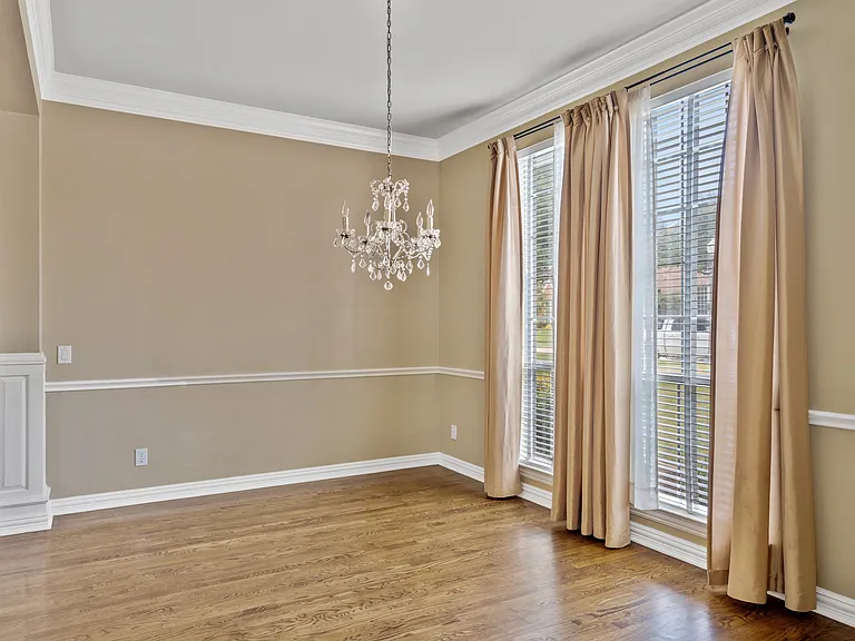 3705 Country Oak Ct — Photo 5