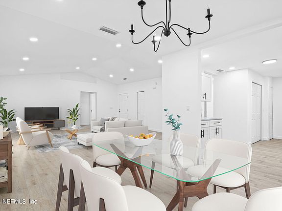 4th image of 5825 CASTELLANO Avenue