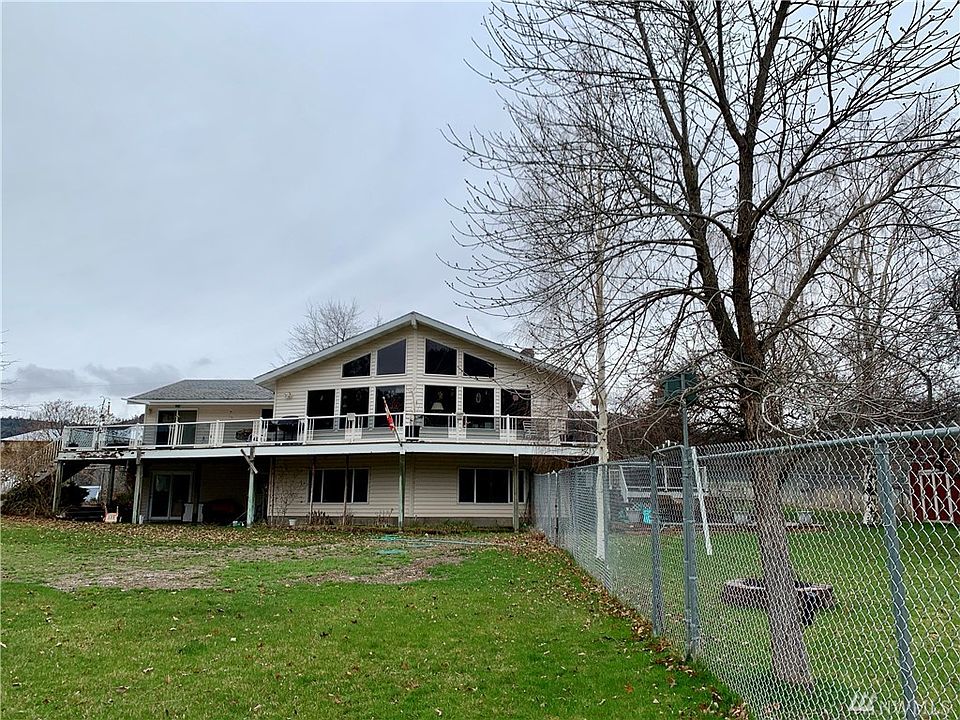 1st image of 41836 Paradise Ln N