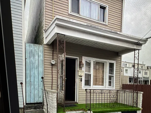 834 E Market St, Mahanoy City, PA 17948