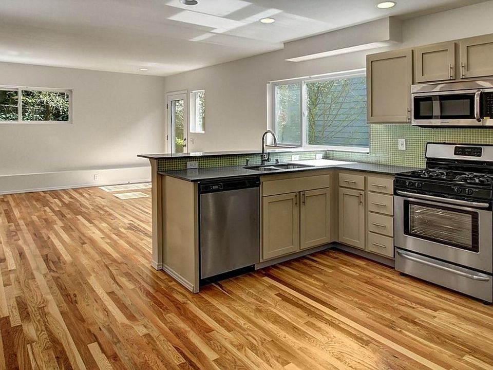 Kitchen and living open concept
