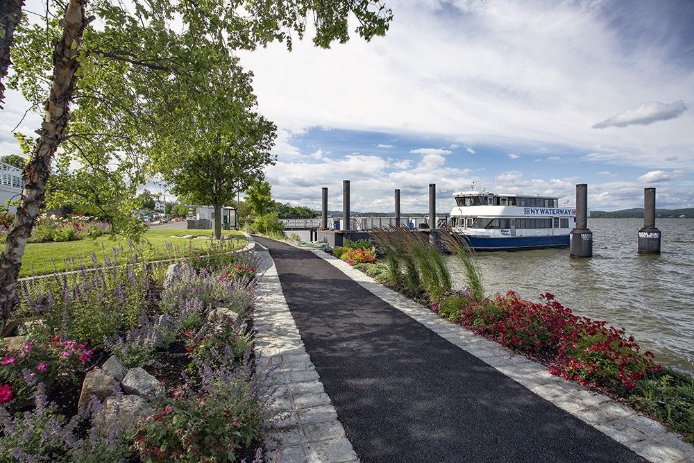 Admirals Cove is just steps from the ferry to Metro-North