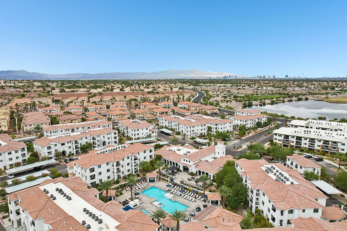 Building Photo - Castile Apartments