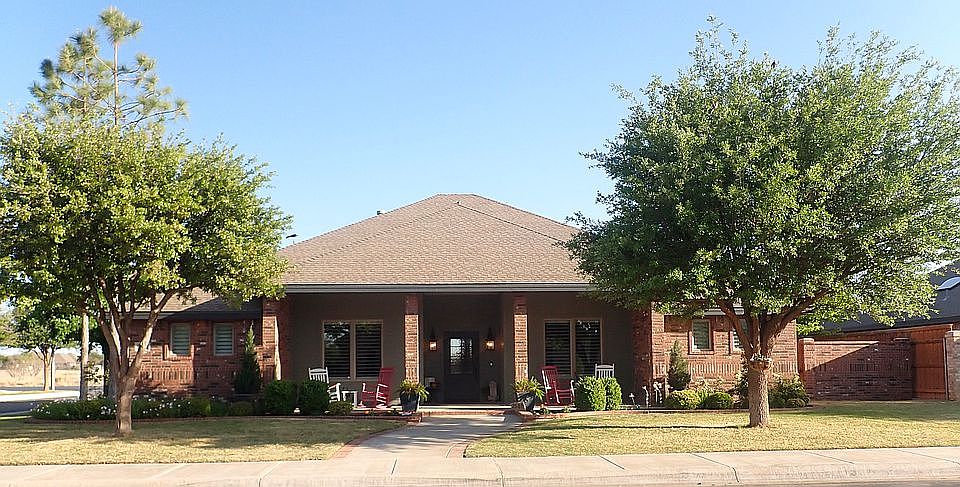 1st image of 2501 Legacy Oaks Ct