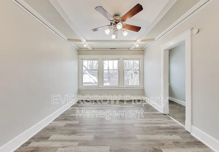 945 Woodruff Place Middle Dr #4 — Photo 15