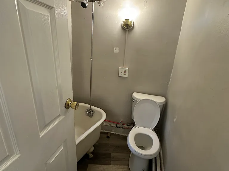 264 Lawrence St #C4 — Photo 5
