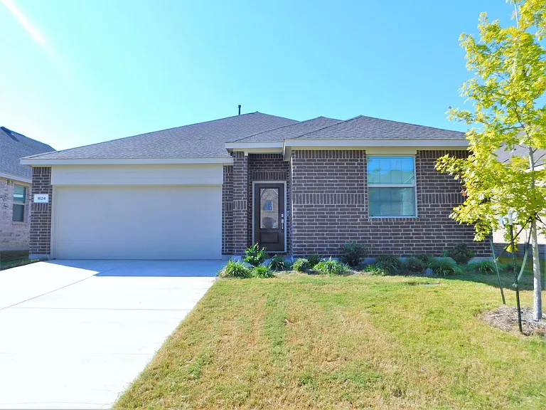 1624 Da Vinci Dr — Photo 1
