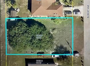 919 Albert Ave, Lehigh Acres, FL 33971