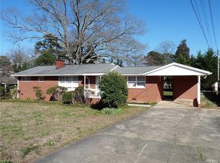 526 Ruby Ln, Gastonia, NC 28054