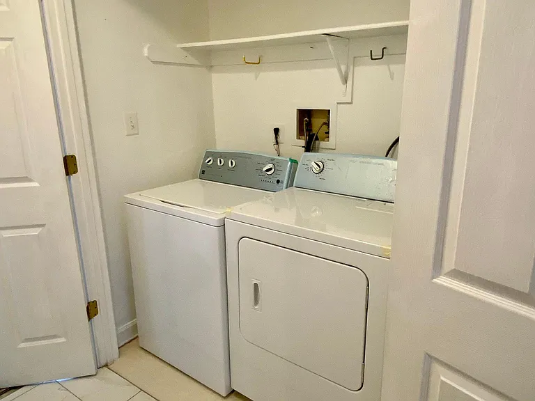 Full size laundry.