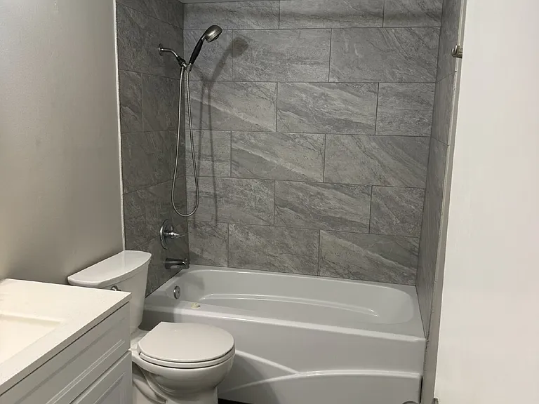 2120 Blair Rd — Photo 17