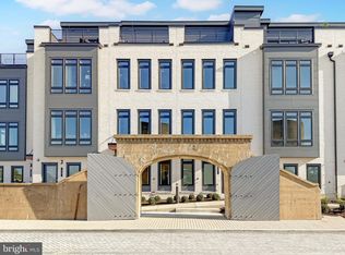 61 Lower Service Court Northwest Bnd #TOWNHOUSE E-877, Washington, DC 20001