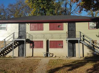 1902 Elmwood Ave, Kansas City, MO 64127
