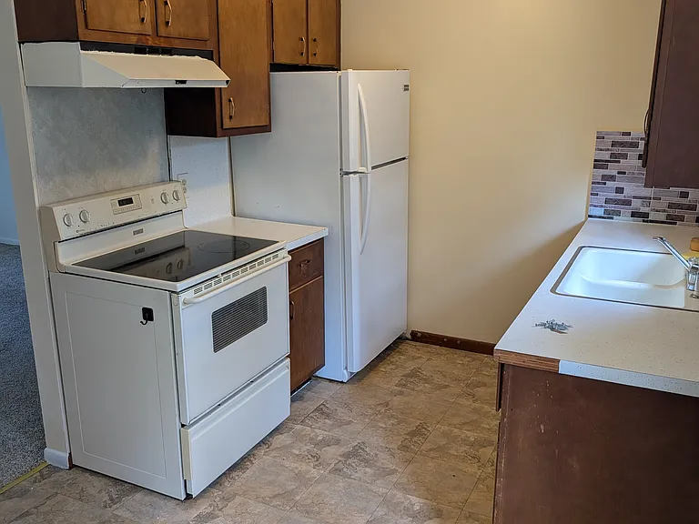 292 Kennedy St #3 — Photo 6