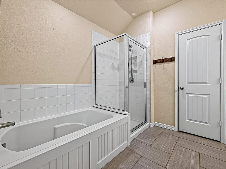 4631 Stolz Trl — Photo 31