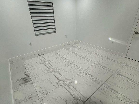 3rd image of 641 SW 35th Avenue