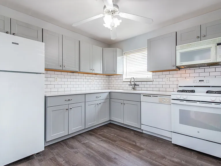 901 Stuyvesant Ave #101 — Photo 2