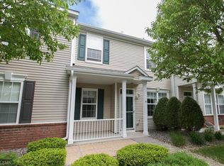 10970 Goodhue St NE UNIT B, Blaine, MN 55449