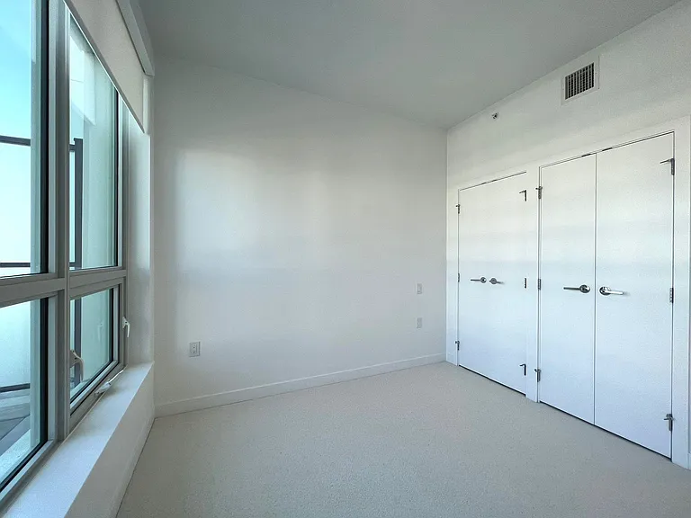 6328 Cambie St #703 — Photo 10