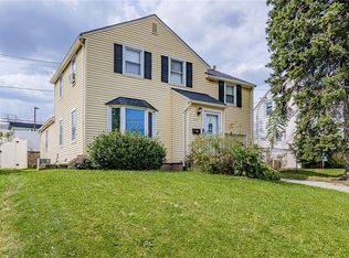 121 Westview Ter, Rochester, NY 14620