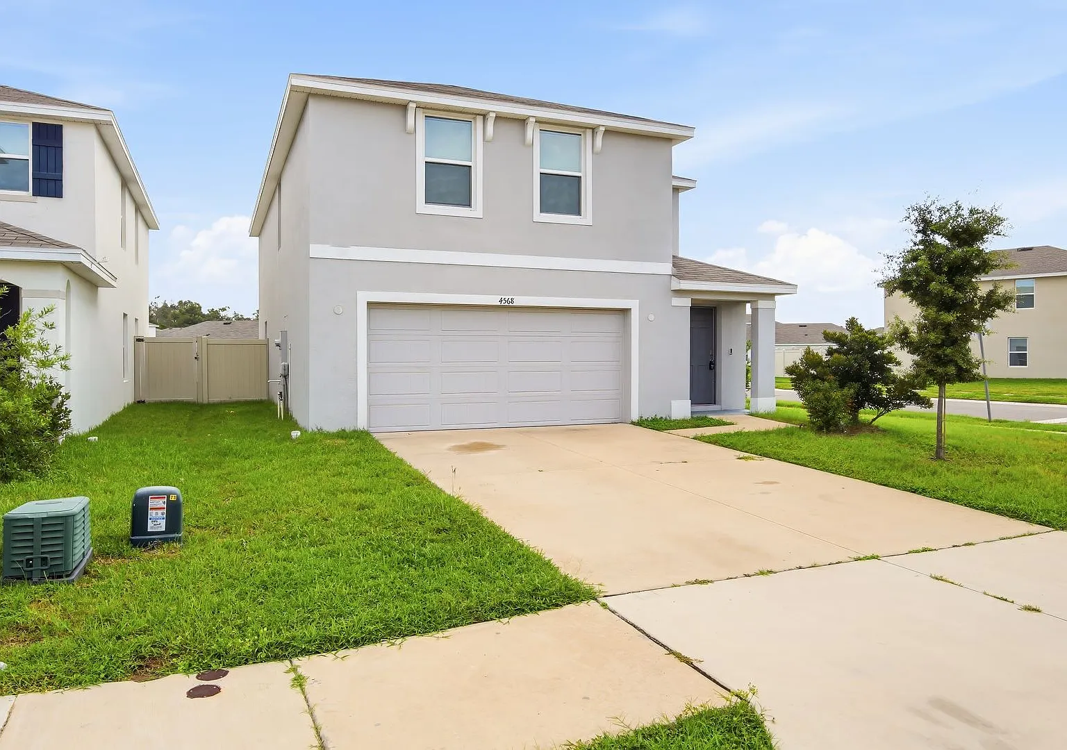 Spacious 4-Bedroom Home with Open Floor Plan, 2-Car Garage & Community Pool — Photo 2