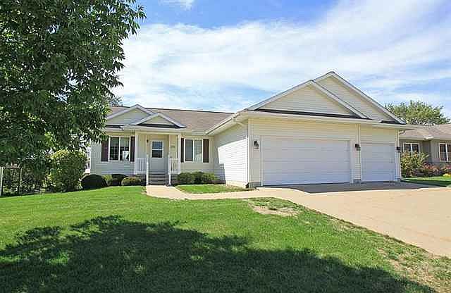 1st image of 225 Radcliffe Dr