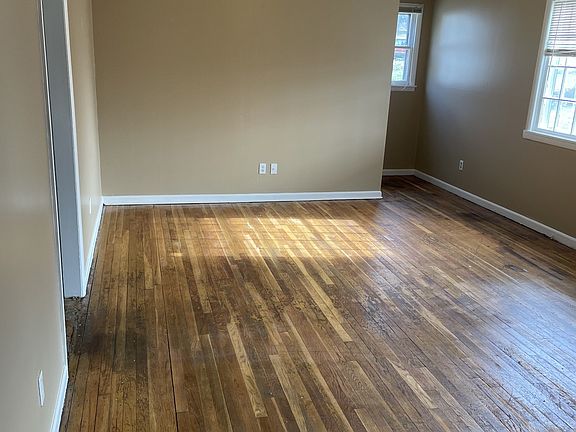 3rd image of 278 Jefferson Pike