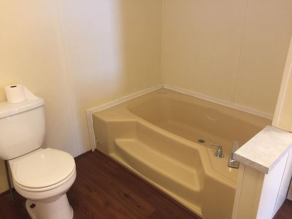 2nd image of 3308 Crystal Ave