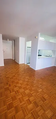Rented by Michael W Gunzburg, LREB | media 5