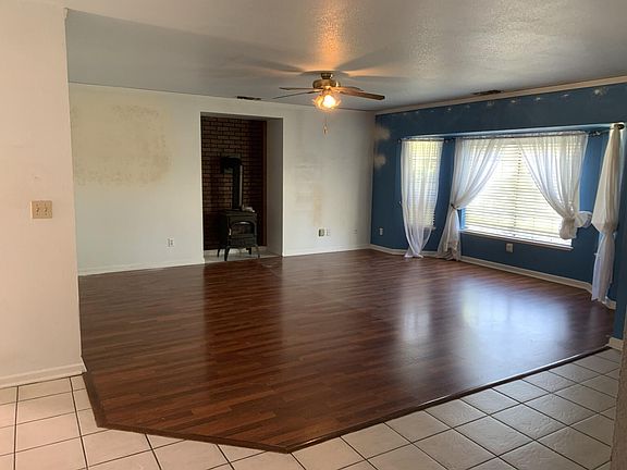 4th image of 3250 Driftstone Dr